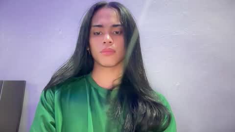 mika_pedersen online show from September 29, 2025, 8:41 am