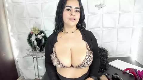Mikaela Lust online show from December 8, 2024, 8:04 pm
