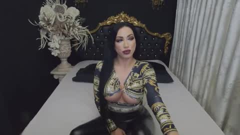 Mikaela online show from October 17, 2025, 3:20 am