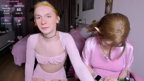 Snapshot of mikaella_nicole chatting on June 2, 2026, 12:23 am mikaella_nicole online show from June 2, 2026, 12:23 am