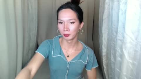 ELLA online show from January 21, 2025, 8:30 am