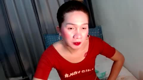 ELLA online show from October 18, 2025, 2:58 am