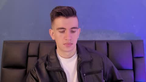 mikael online show from January 15, 2026, 5:01 am