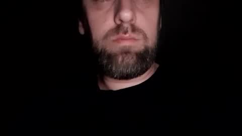 Snapshot of mikavfr chatting on September 30, 2025, 3:33 am Mika online show from September 30, 2025, 3:33 am