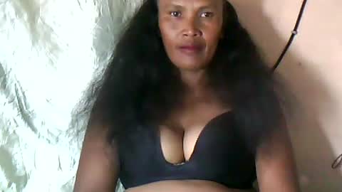 Snapshot of mikaya271700 chatting on February 24, 2026, 3:37 am mikaya271700 online show from February 24, 2026, 3:37 am