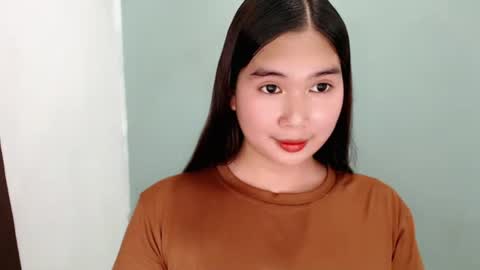 Kyla online show from September 14, 2025, 6:01 am