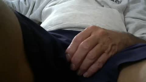 Snapshot of mike26051 chatting on December 13, 2024, 8:15 pm mike26051 online show from December 13, 2024, 8:15 pm