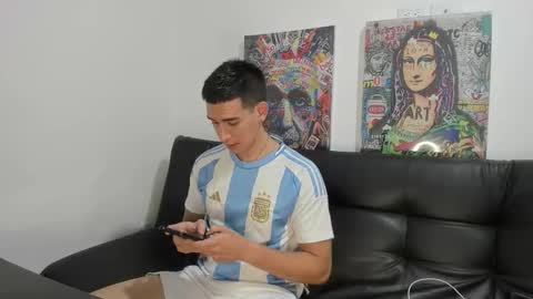 mike3xxx online show from September 21, 2025, 10:55 pm