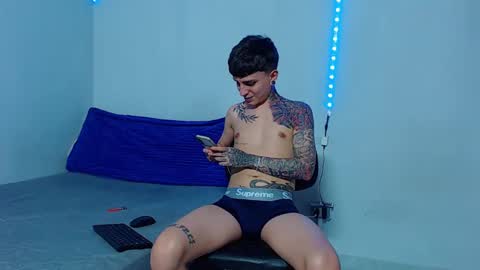 Snapshot of mike777jr chatting on March 3, 2025, 2:47 am Mike IMDEPENDIENT MODEL online show from March 3, 2025, 2:47 am