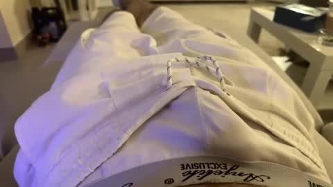 Snapshot of mike860947 chatting on October 5, 2025, 9:34 pm mike860947 online show from October 5, 2025, 9:34 pm