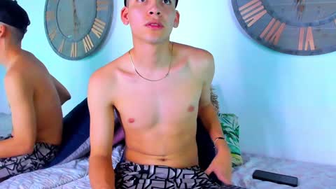 Snapshot of mike_0233 chatting on December 6, 2024, 9:54 am Mike 0233 online show from December 6, 2024, 9:54 am