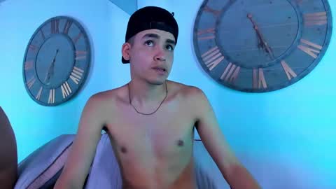 Snapshot of mike_0233 chatting on January 5, 2025, 7:49 am Mike 0233 online show from January 5, 2025, 7:49 am