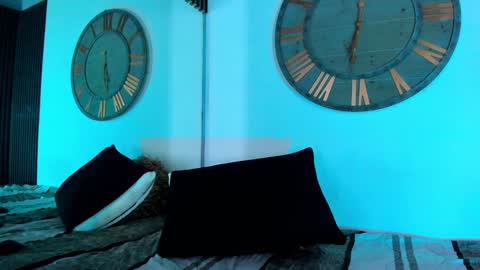 Snapshot of mike_0233 chatting on February 4, 2025, 6:57 am Mike 0233 online show from February 4, 2025, 6:57 am