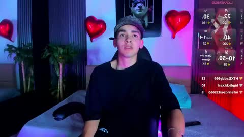 Snapshot of mike_0233 chatting on February 27, 2025, 1:48 am Mike 0233 online show from February 27, 2025, 1:48 am