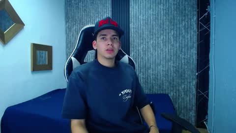 Mike 0233 online show from November 28, 2025, 4:26 am