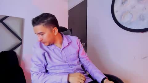 Mike online show from October 23, 2025, 11:42 am