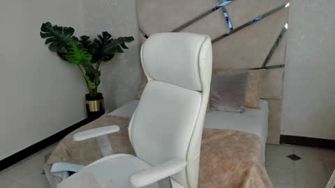 Mike Belle online show from December 21, 2024, 1:58 am