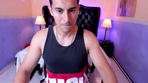 Snapshot of mike_conors chatting on February 25, 2026, 1:48 am Mike online show from February 25, 2026, 1:48 am