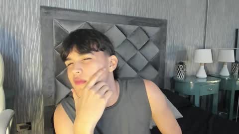 Mike online show from November 9, 2025, 3:27 am