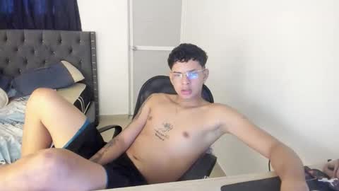 Snapshot of mike_master9 chatting on October 21, 2025, 11:22 am mike_master9 online show from October 21, 2025, 11:22 am