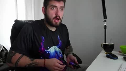 MIKE PLATANO online show from October 1, 2025, 1:28 pm