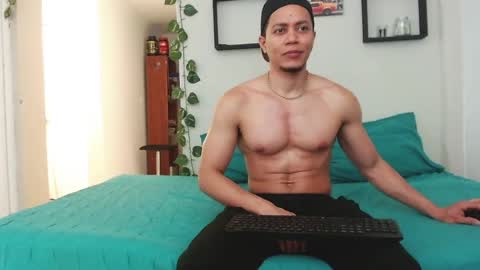 Enrique Rolly online show from September 16, 2025, 4:13 am