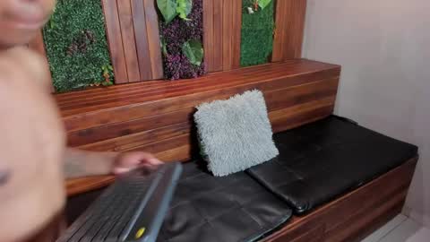 Snapshot of mike_salaz chatting on March 30, 2026, 3:18 am Mike Salaz online show from March 30, 2026, 3:18 am