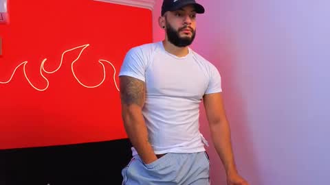 Mike online show from December 21, 2025, 12:23 pm