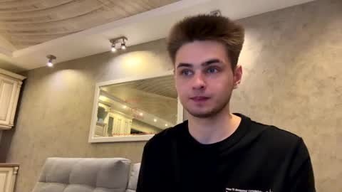 Snapshot of mikecalix chatting on January 7, 2026, 10:29 am Former online show from January 7, 2026, 10:29 am