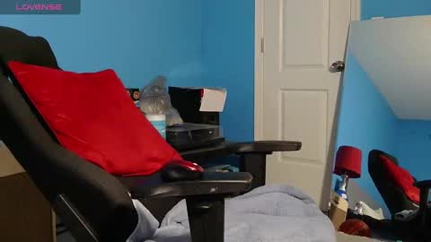 Snapshot of mikehawk1589 chatting on February 21, 2025, 7:56 am mikehawk1589 online show from February 21, 2025, 7:56 am