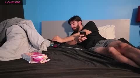 Snapshot of mikehawk1589 chatting on October 20, 2025, 7:53 am mikehawk1589 online show from October 20, 2025, 7:53 am