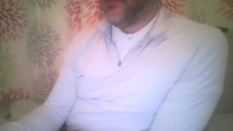 Snapshot of mikehockishuge9 chatting on April 2, 2026, 8:50 pm mikehockishuge9 online show from April 2, 2026, 8:50 pm