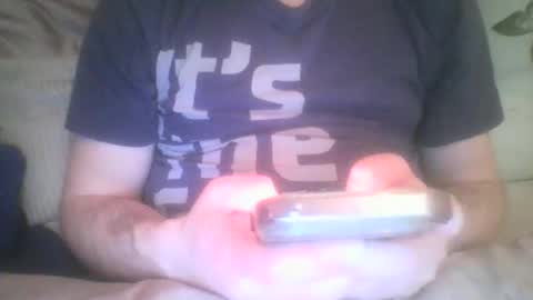 Snapshot of mikehockishuge9 chatting on May 2, 2026, 10:26 pm mikehockishuge9 online show from May 2, 2026, 10:26 pm