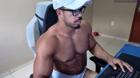 Snapshot of mikehotk chatting on March 5, 2026, 7:54 pm mikehotk online show from March 5, 2026, 7:54 pm
