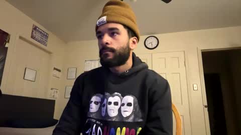 mikemikemikey9996 online show from November 12, 2025, 1:28 am