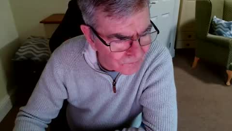 mikespait online show from November 16, 2025, 11:16 am