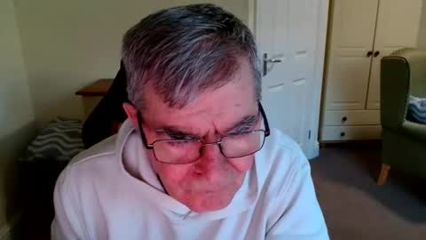 mikespait online show from November 28, 2025, 11:24 am