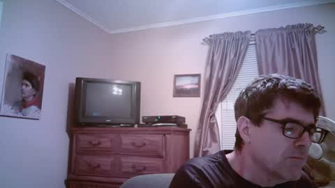 Snapshot of mikewulds chatting on July 8, 2026, 1:54 am Mike online show from July 8, 2026, 1:54 am