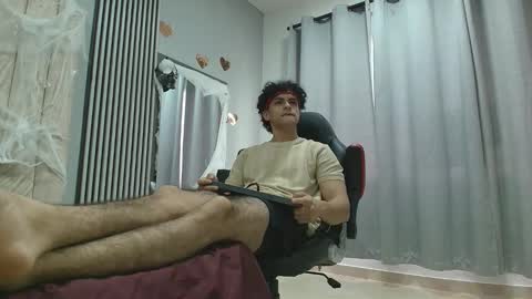 mikey_banji online show from October 13, 2025, 12:38 pm