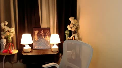 Snapshot of mikeyalawi03 chatting on January 8, 2025, 1:31 pm Mistress MikeyAlawi online show from January 8, 2025, 1:31 pm