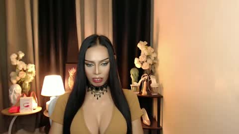 Snapshot of mikeyalawi03 chatting on February 2, 2025, 11:19 am Mistress MikeyAlawi online show from February 2, 2025, 11:19 am