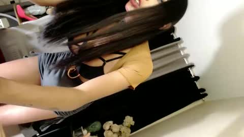 Snapshot of mikeyalawi03 chatting on February 24, 2025, 9:53 am Mistress MikeyAlawi online show from February 24, 2025, 9:53 am