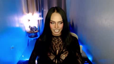 Snapshot of mikeyalawi03 chatting on February 3, 2026, 7:13 am Mistress MikeyAlawi online show from February 3, 2026, 7:13 am