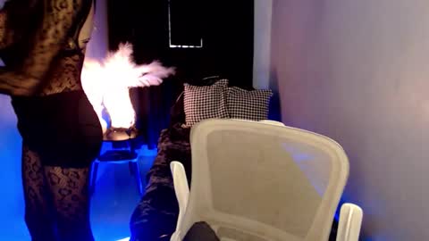 Snapshot of mikeyalawi03 chatting on February 23, 2026, 5:05 am Mistress MikeyAlawi online show from February 23, 2026, 5:05 am