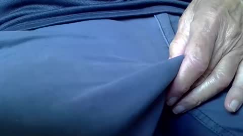 mikeybed online show from October 27, 2025, 9:46 am