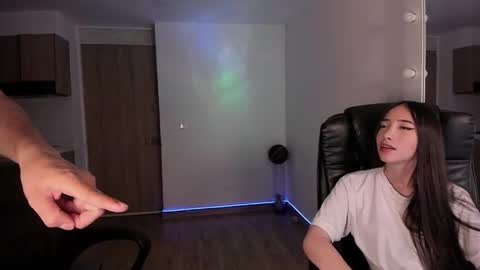 VIOLETAMIKE online show from October 10, 2025, 1:37 am