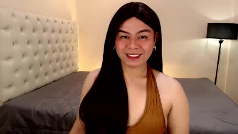 Theresa Luna online show from January 20, 2025, 7:04 pm