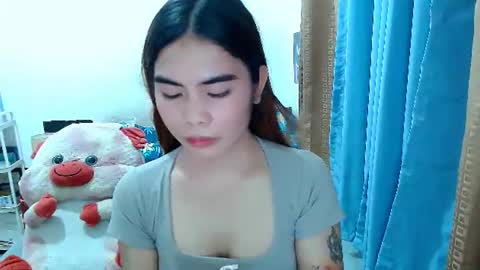Snapshot of mikhayla_and_zeus_room chatting on July 22, 2026, 3:31 am Mikhayla and Zeus online show from July 22, 2026, 3:31 am