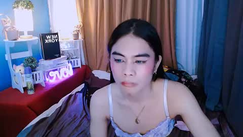 Snapshot of mikhaylaanderson chatting on December 13, 2024, 7:47 am Mikhayla online show from December 13, 2024, 7:47 am