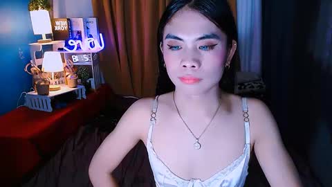 Snapshot of mikhaylaanderson chatting on January 10, 2025, 6:31 am Mikhayla online show from January 10, 2025, 6:31 am